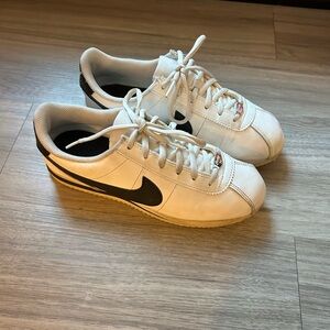 Nike Cortez